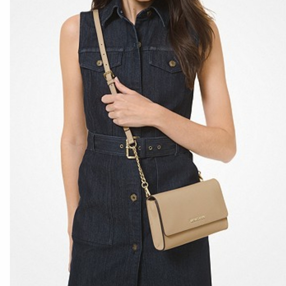 Michael Kors 3 in 1 Clutch Crossbody